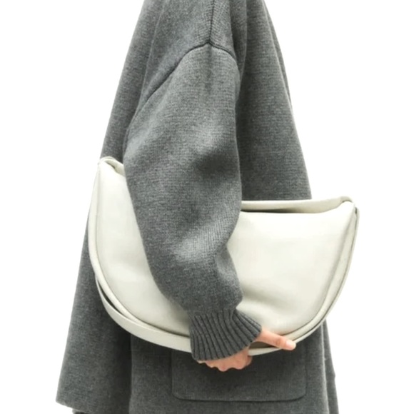 ZARA WHITE HALF MOON LEATHER CROSSBODY BAG LIMITED EDITION NWT